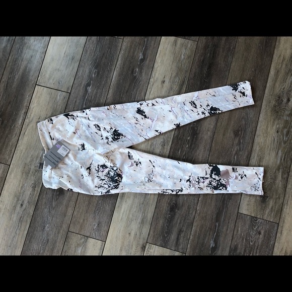 Gym cropped marbled leggings - Picture 5 of 9